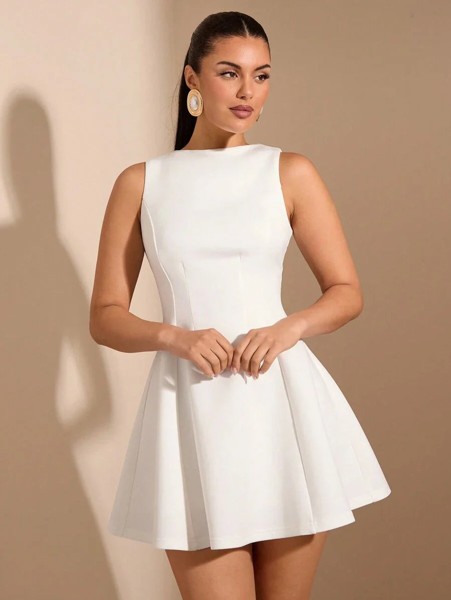 Élise | Robe Mini Chic & Élégance Pure