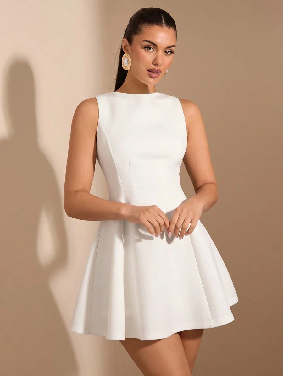 Élise | Robe Mini Chic & Élégance Pure