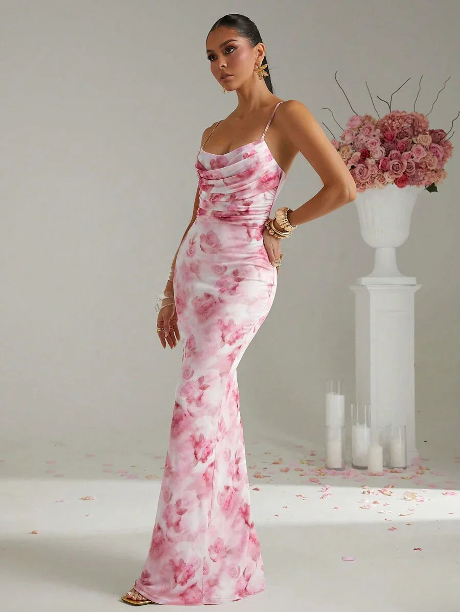 Aurelie | Robe Maxi Ajustée à Touches de Luxe