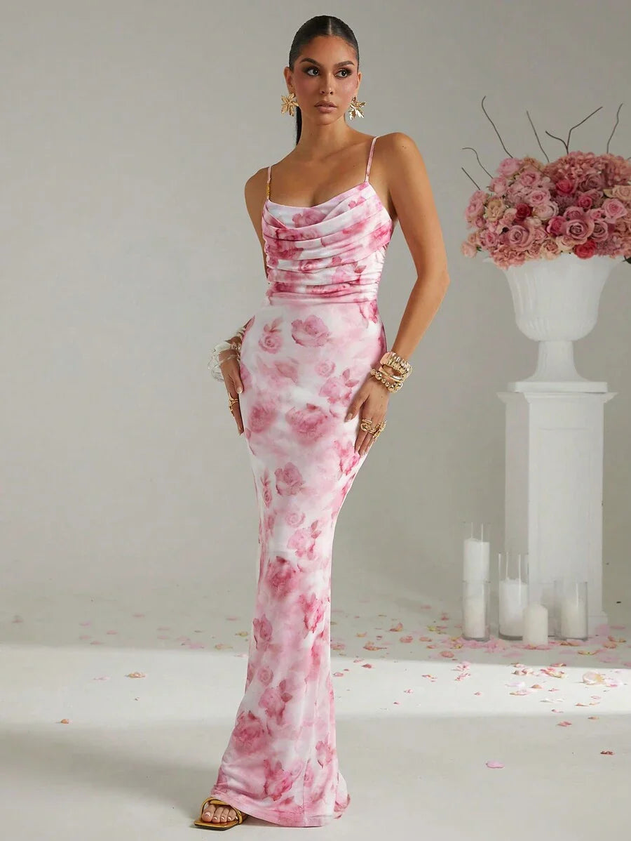 Aurelie | Robe Maxi Ajustée à Touches de Luxe