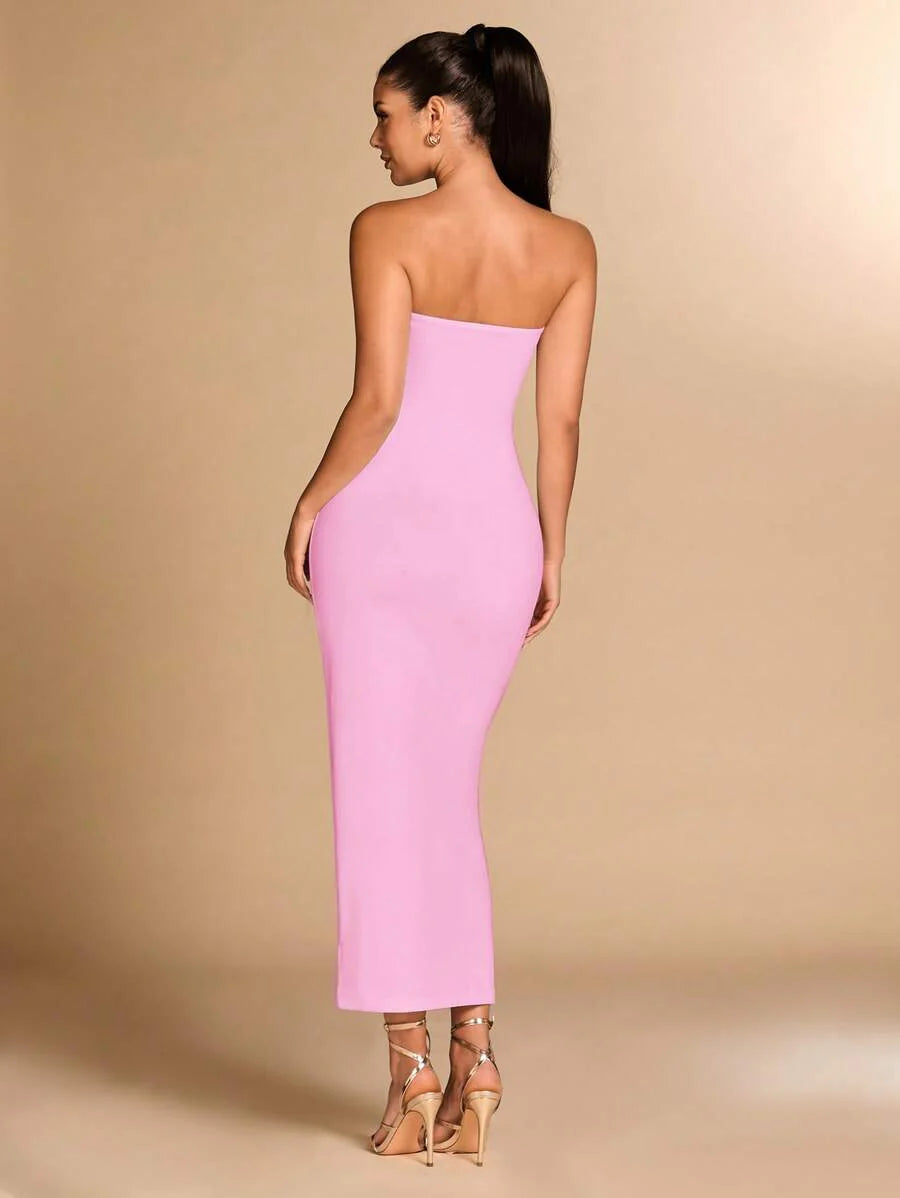 Auriane | Robe Sculptée & Fleur Dorée