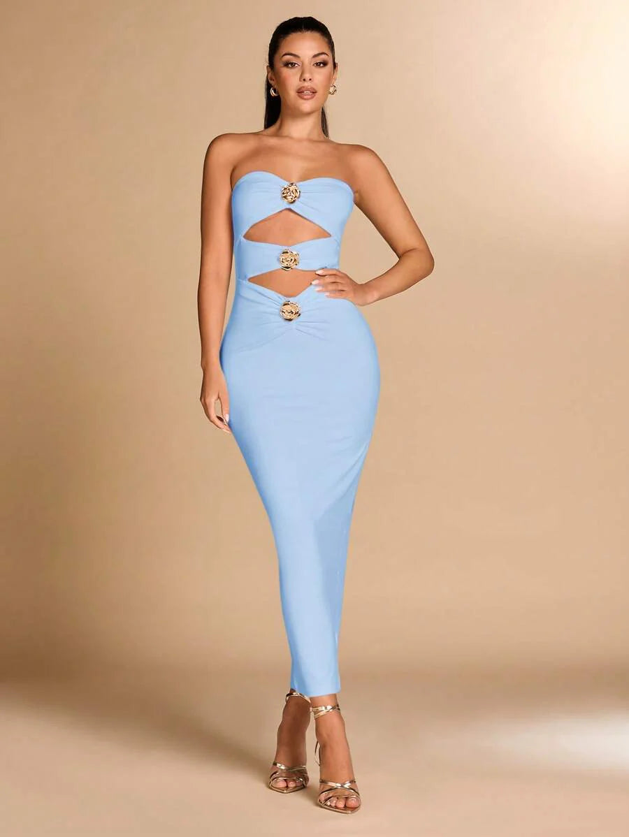 Auriane | Robe Sculptée & Fleur Dorée