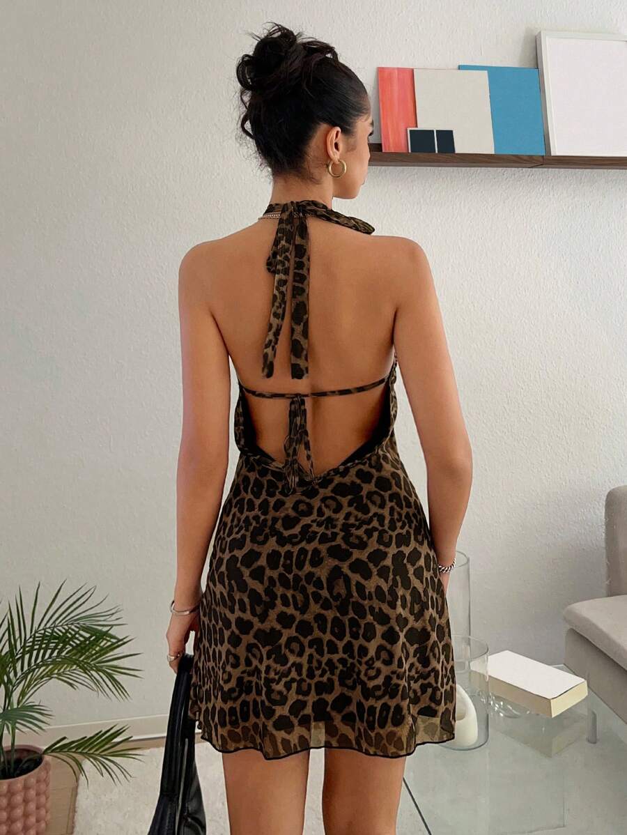 Léa | Robe Mini Sauvage & Dos Nu