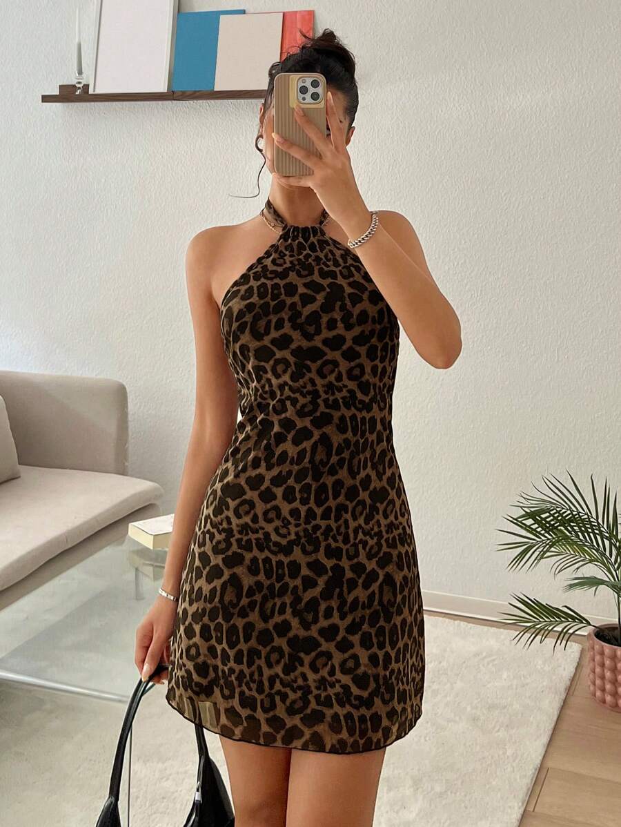 Léa | Robe Mini Sauvage & Dos Nu