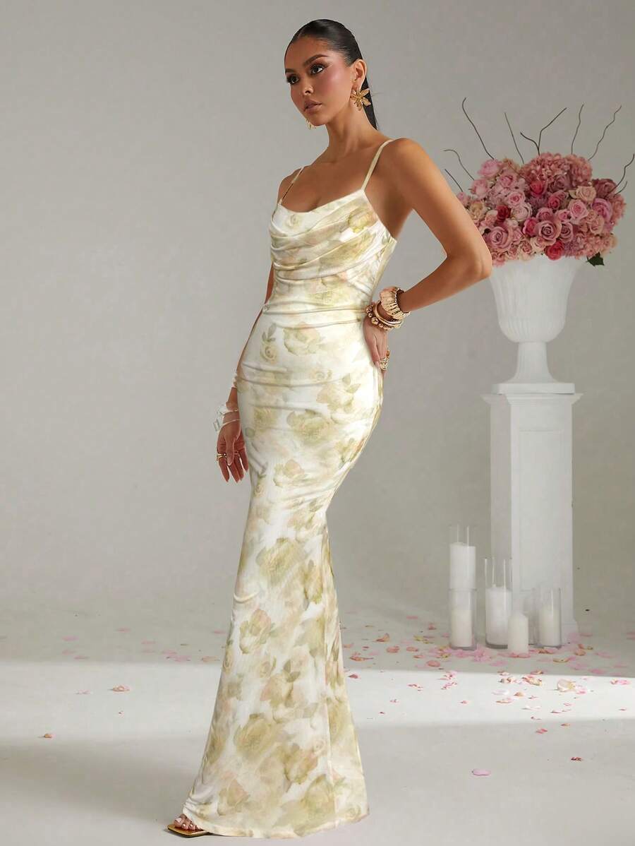Aurelie | Robe Maxi Ajustée à Touches de Luxe