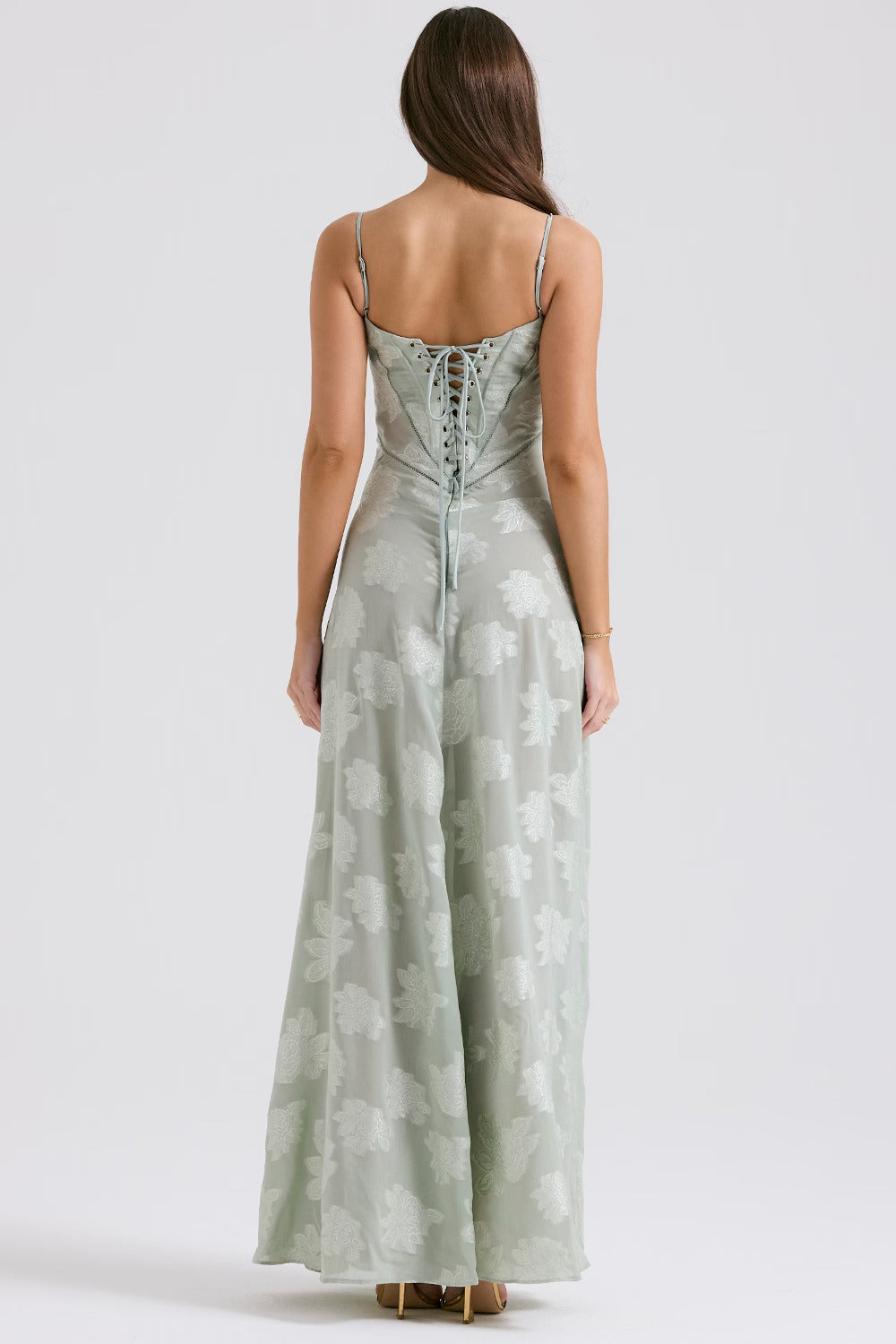 Liv | Robe Transparente & Élégance Sombre