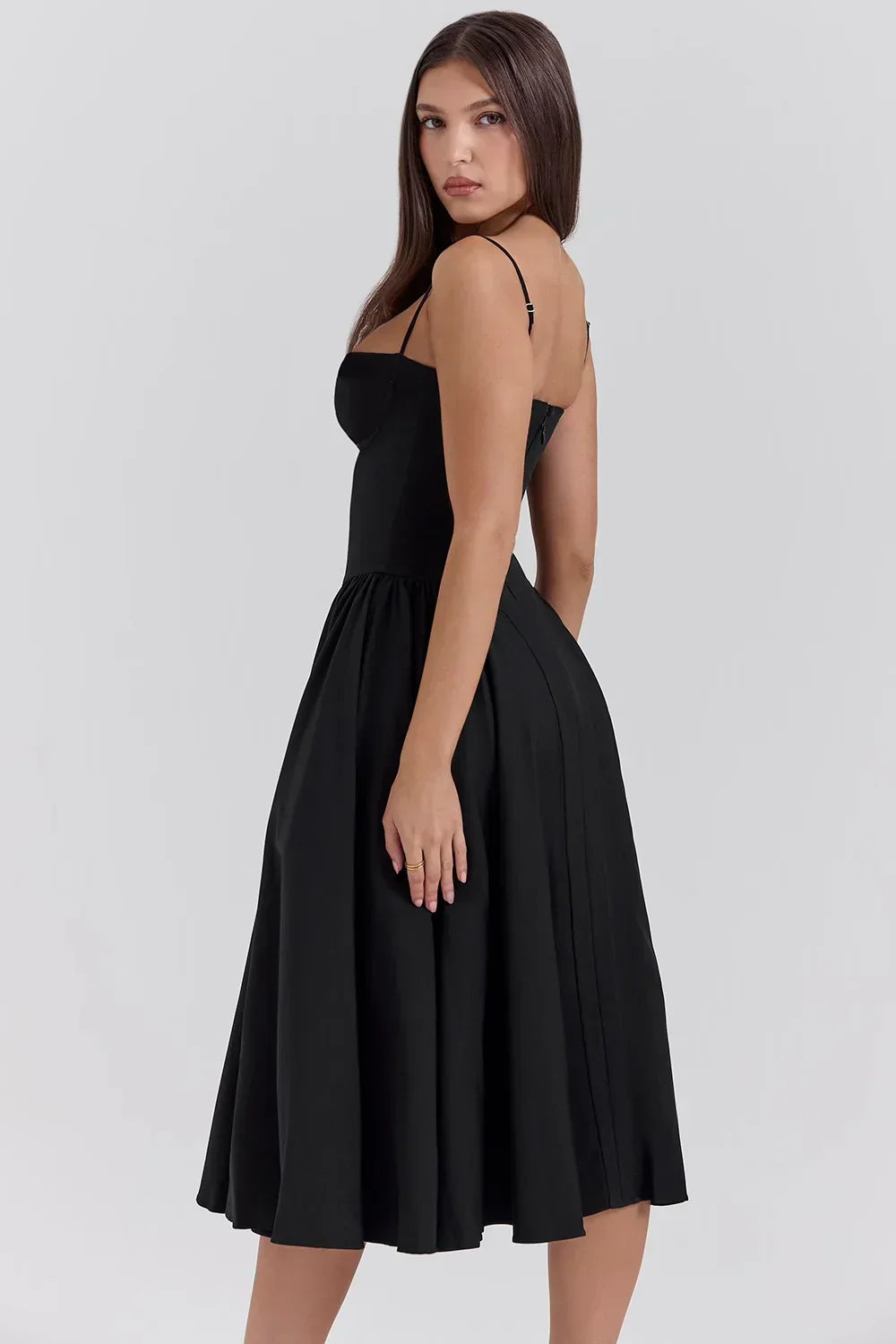 Sabine | Robe Corset Élégante à Fines Bretelles