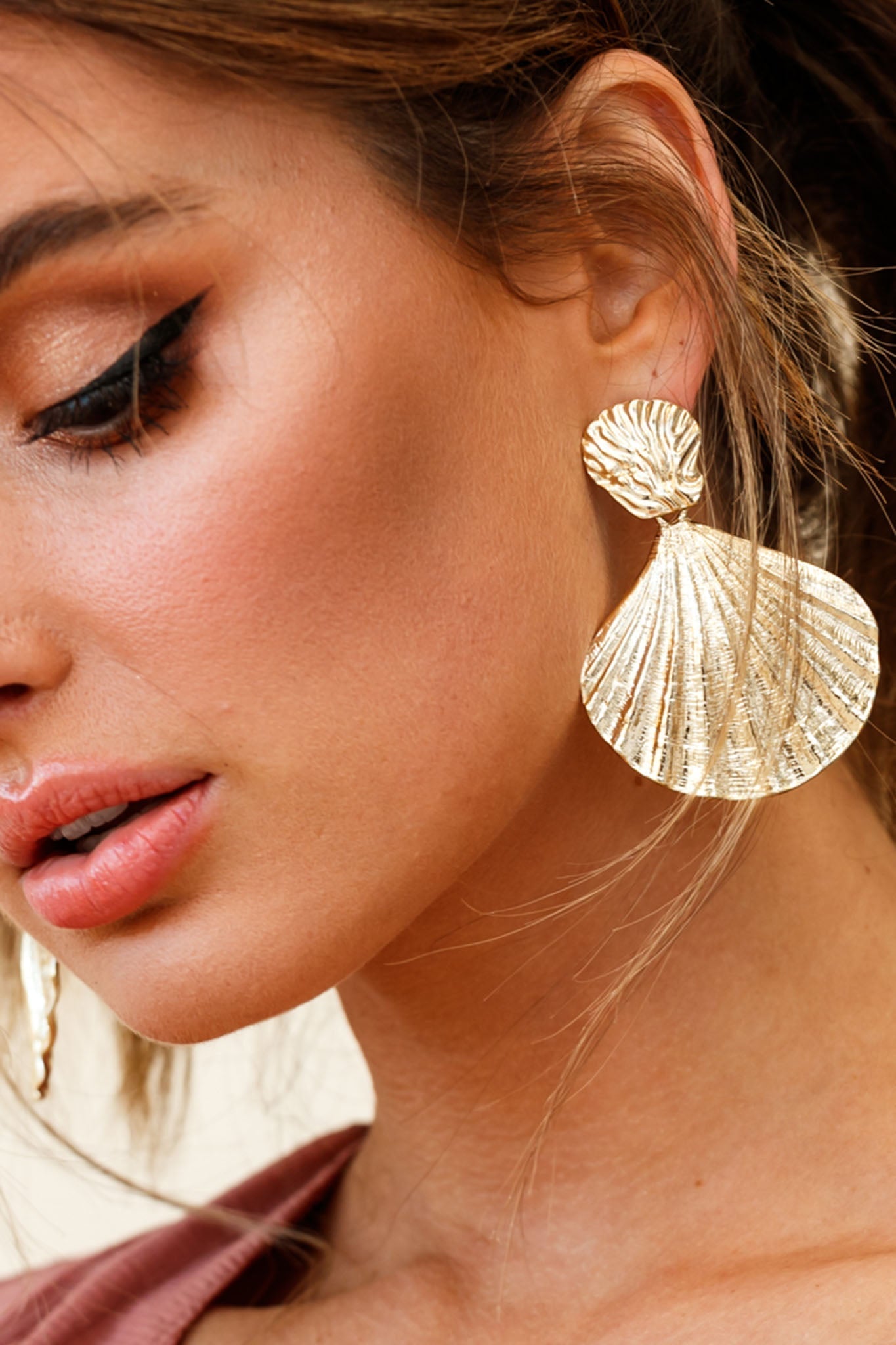 Boucles d'oreilles Calliope en or