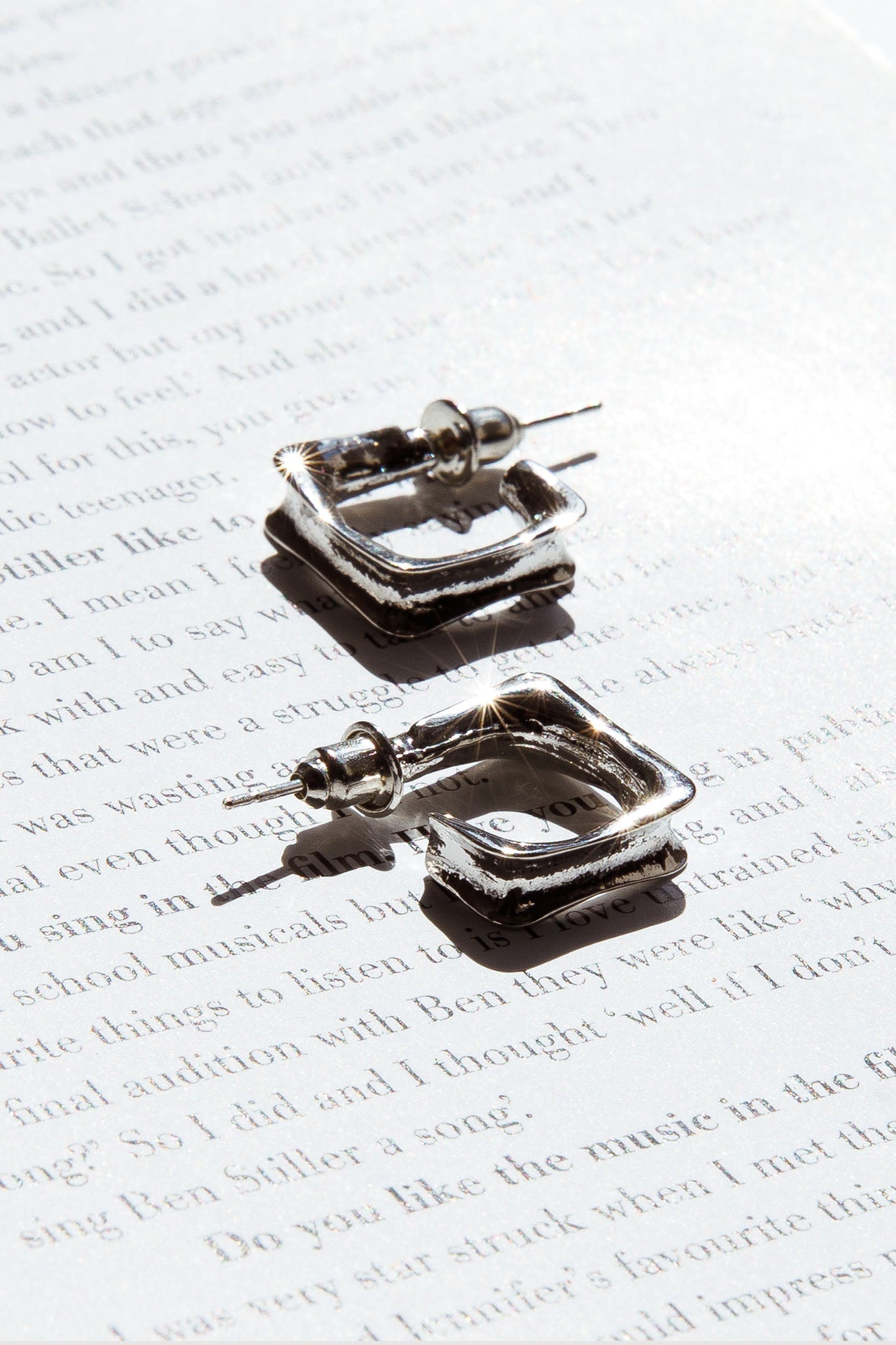 Boucles d'oreilles créoles carrées petites Maddox Argent