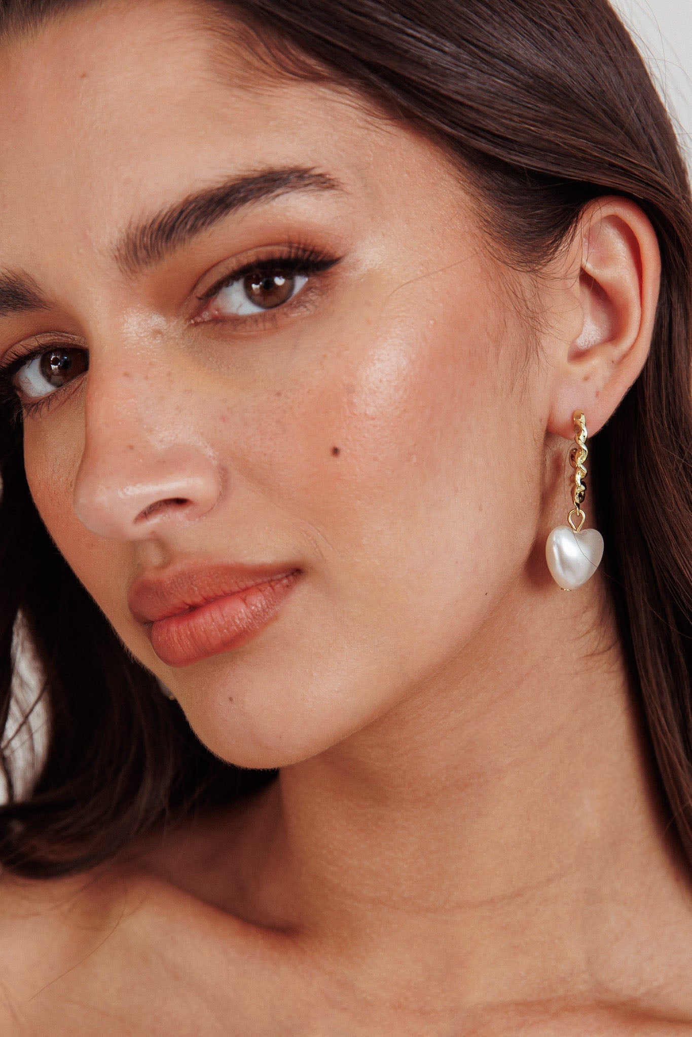 Boucles d'oreilles créoles en perles soufflées dorées Paris