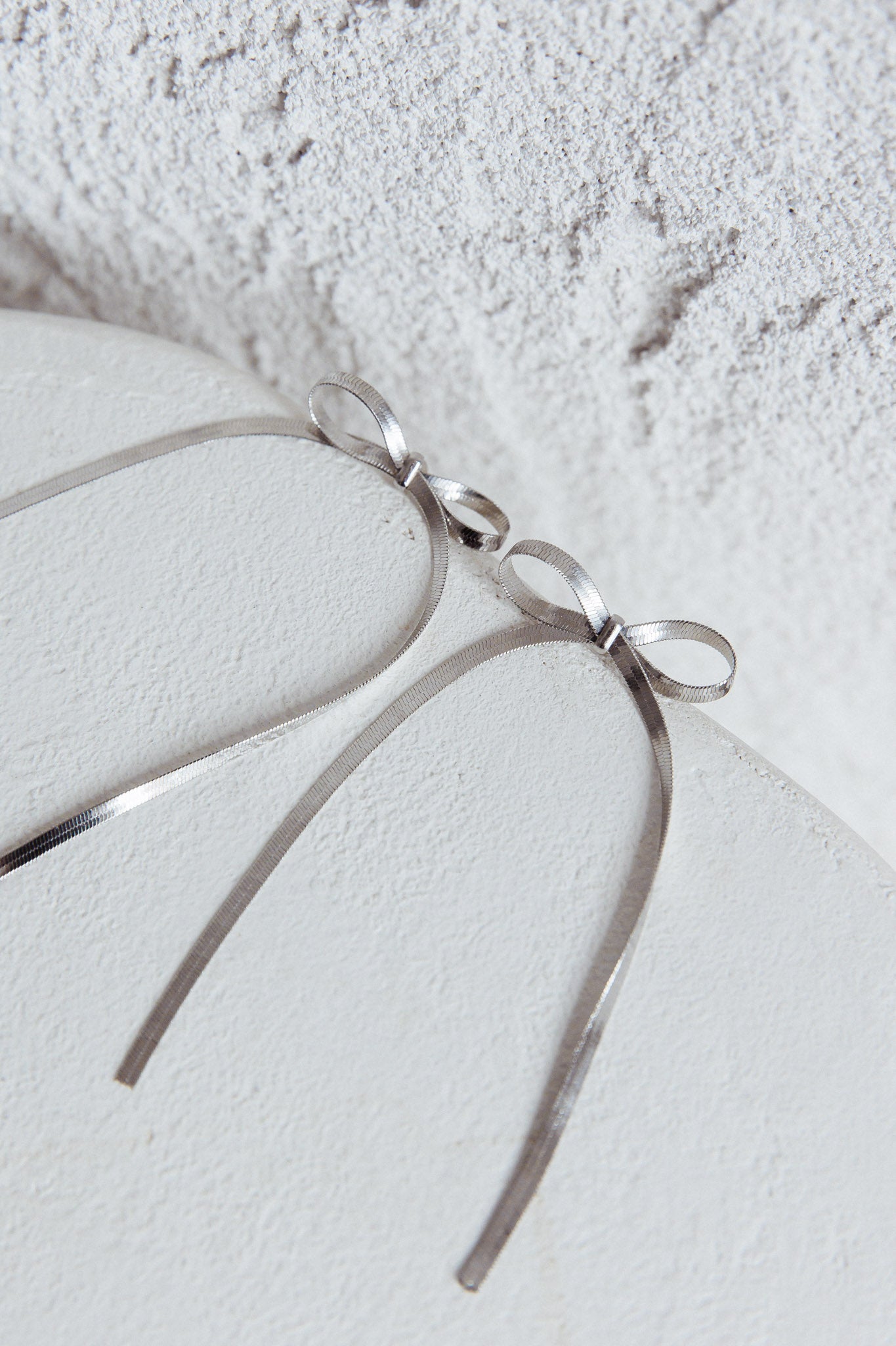 Boucles d'oreilles en argent avec nœud en chevron Macy