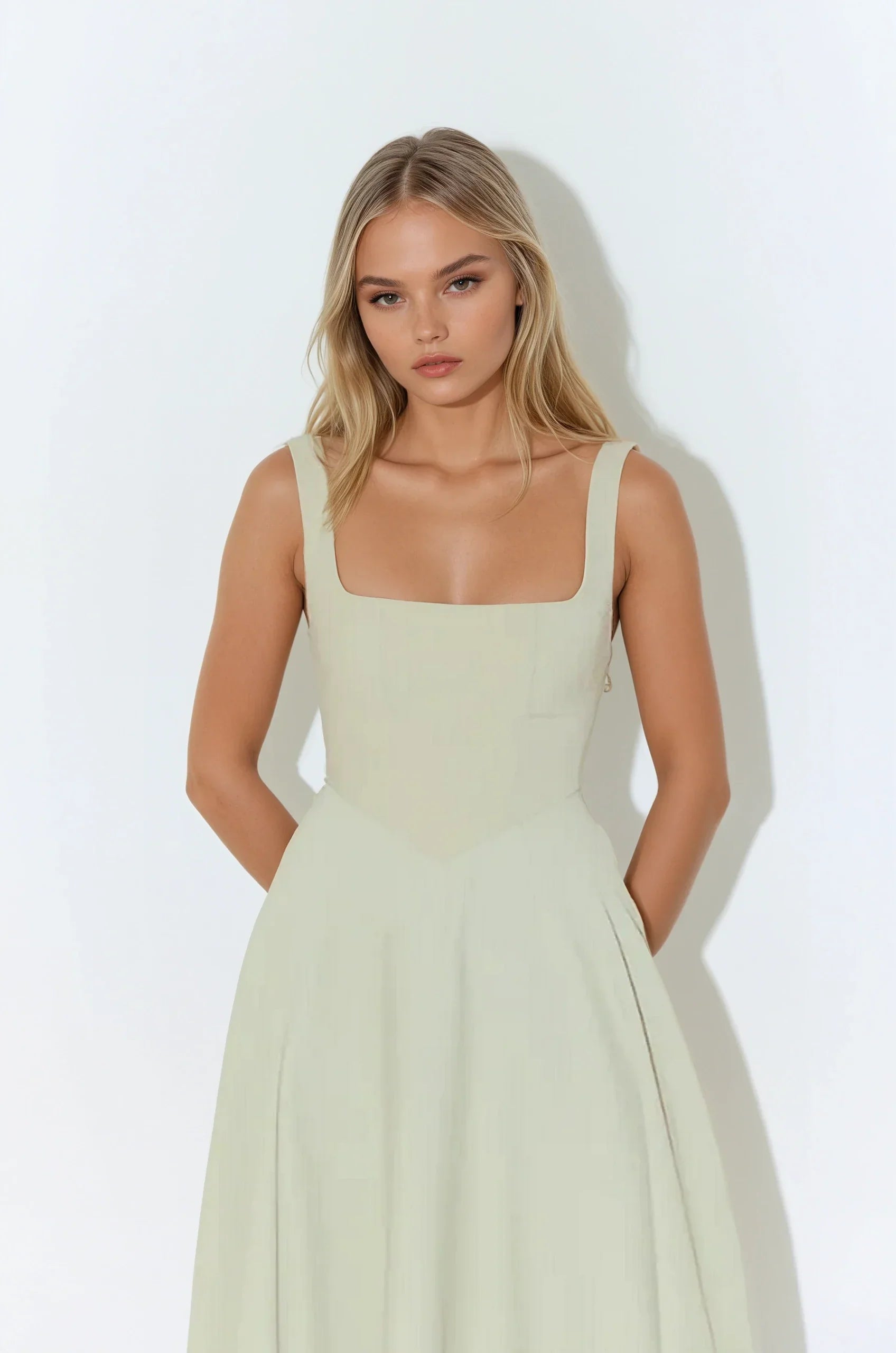 Auriane | Robe Épurée & Élégance Naturelle