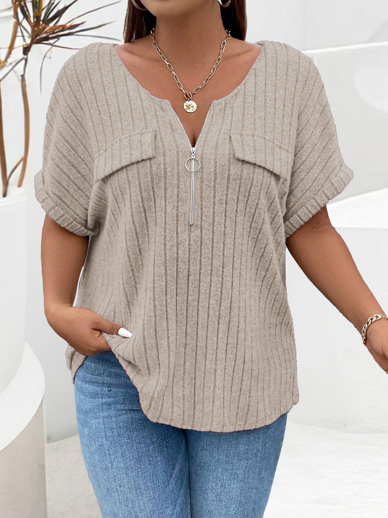 Nova™ | Pull Élégant à Col V Zippé