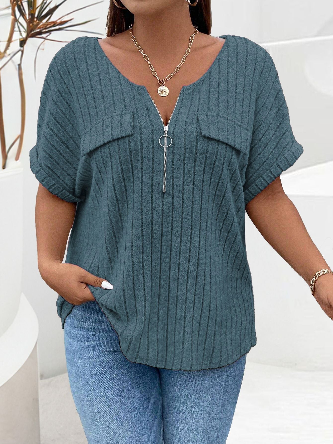 Nova™ | Pull Élégant à Col V Zippé