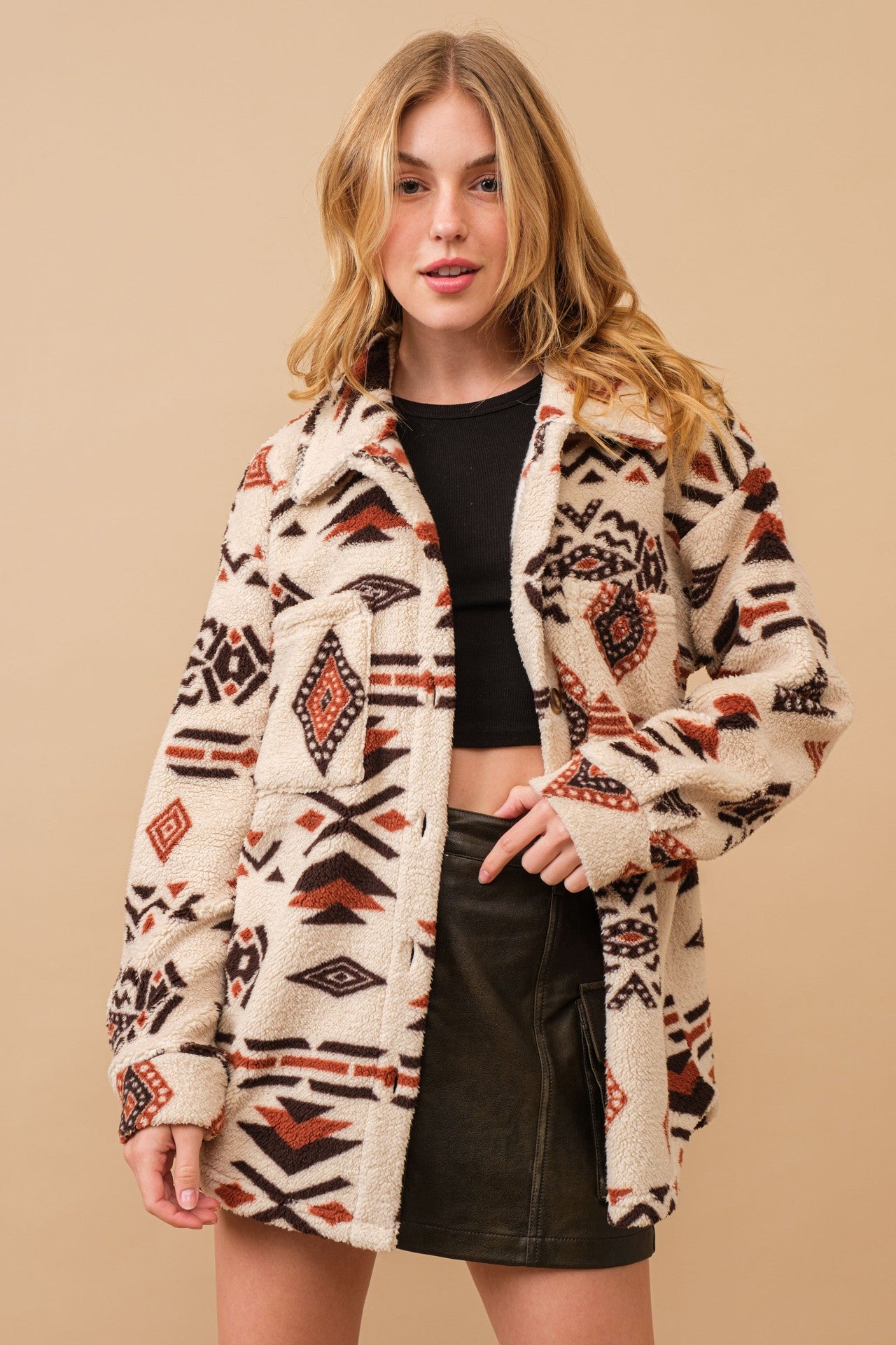Fiona™ | Veste Élégante à Revers en Peluche