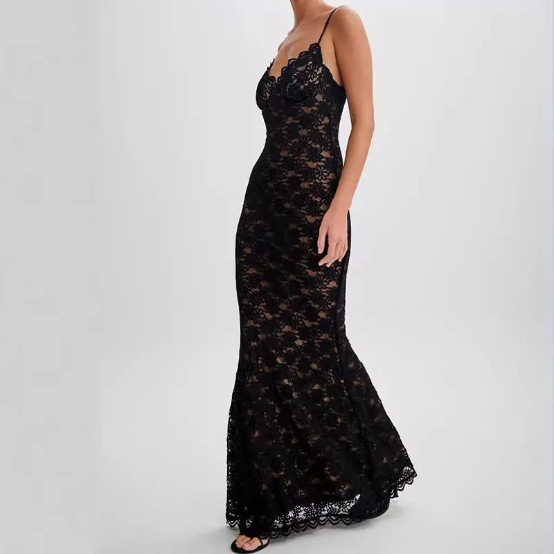 Noa | Robe Évidée en Dentelle Noire