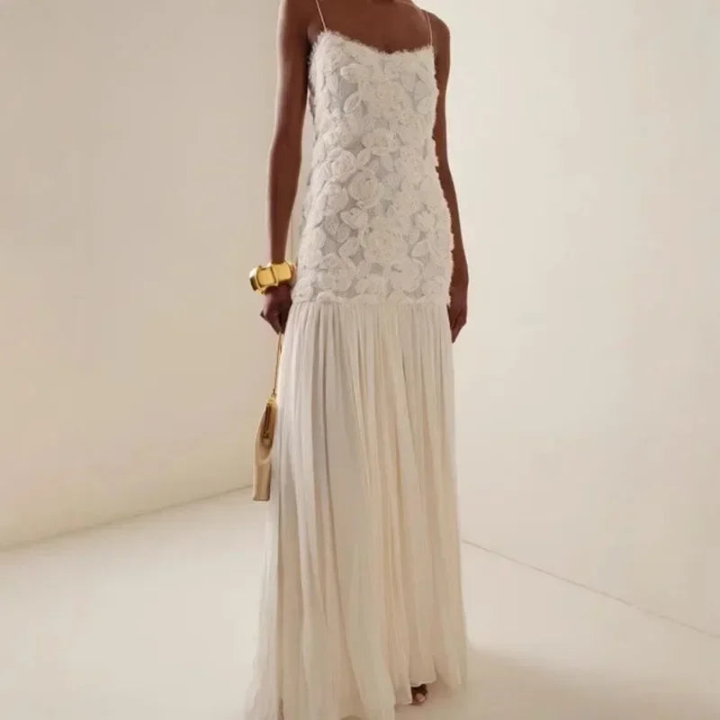 Léna | Robe Noire & Élégance Florale