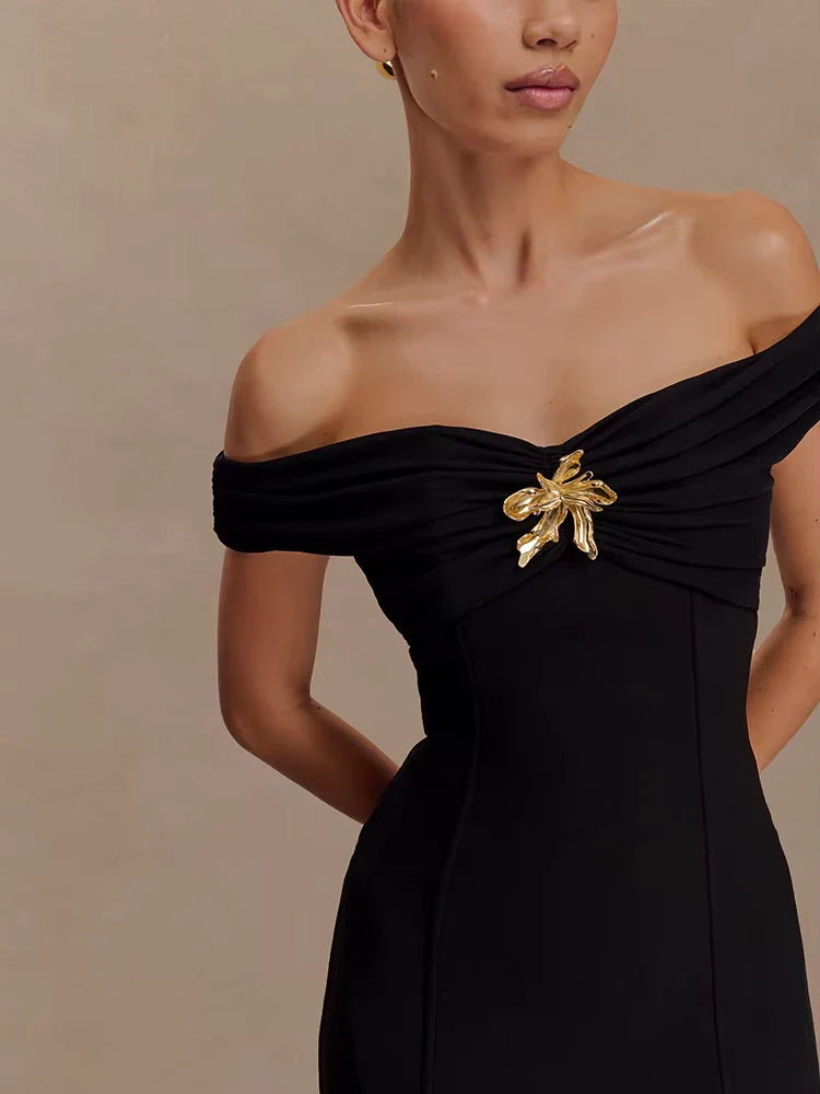Selene | Robe Épaule Dénudée & Drapé Royal