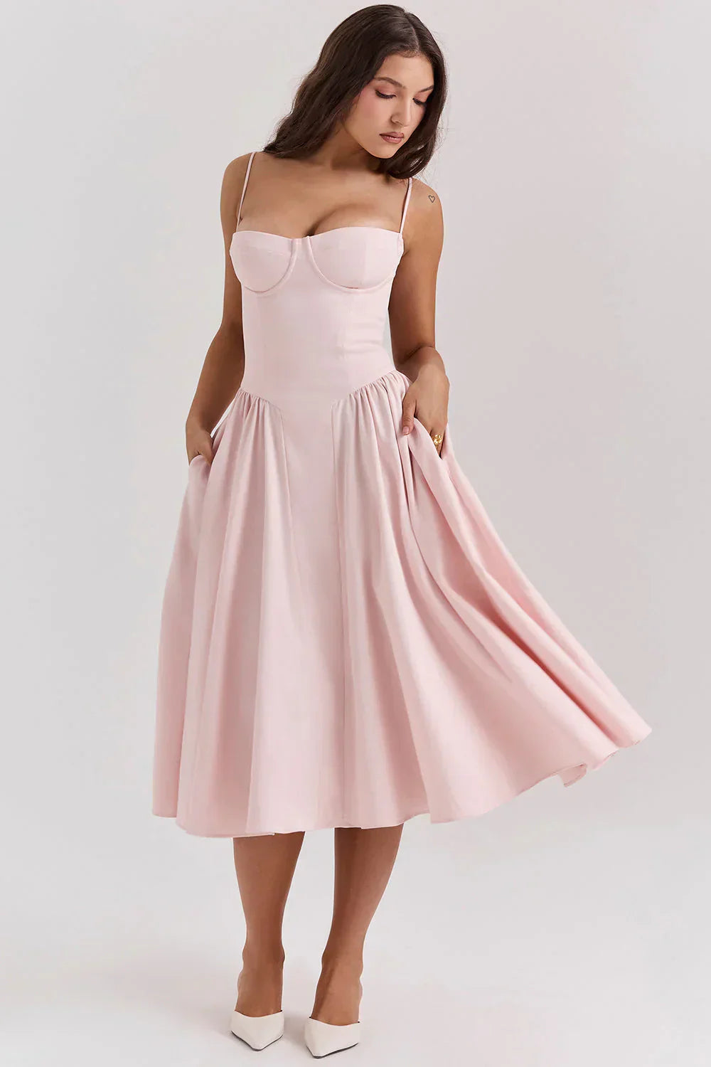 Sabine | Robe Corset Élégante à Fines Bretelles