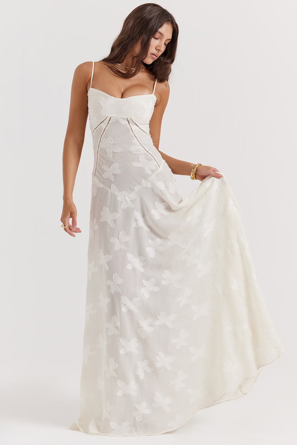 Liv | Robe Transparente & Élégance Sombre