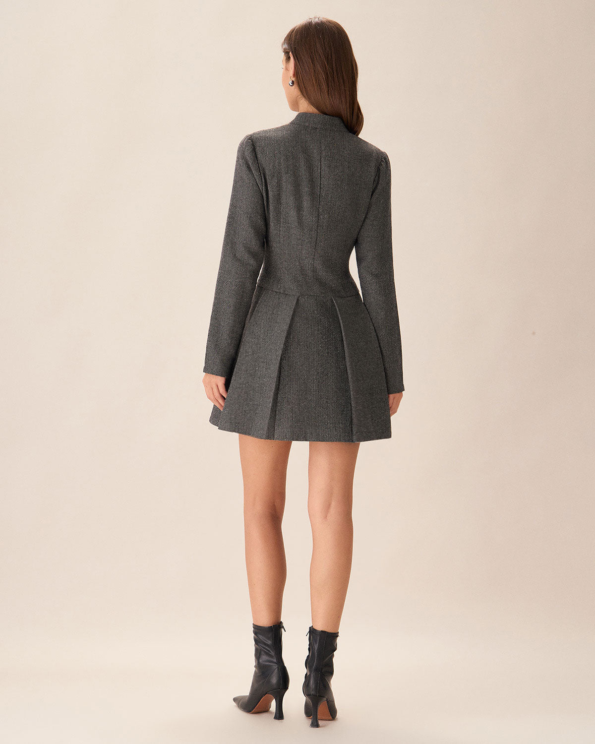 Lina | Robe Mini Grise Plissée à Boutons