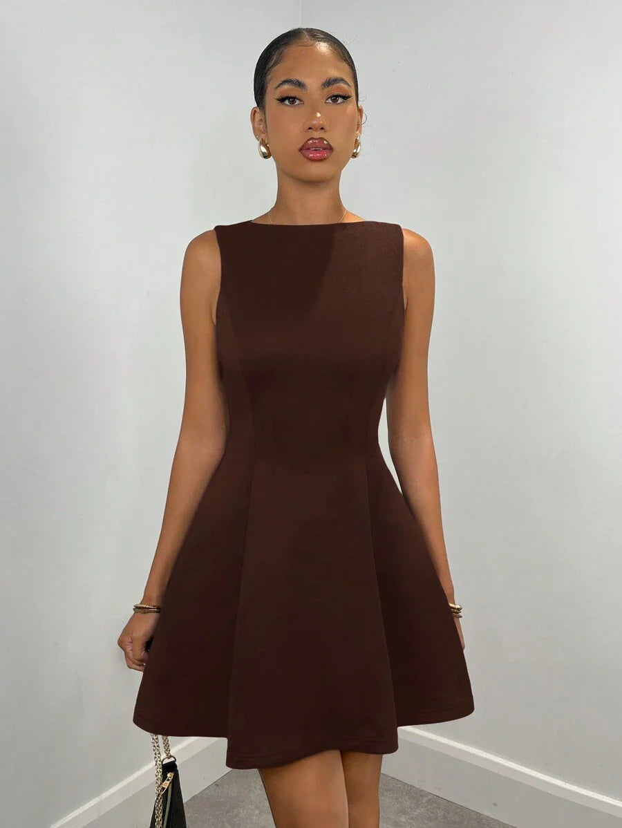 Élise | Robe Mini Chic & Élégance Pure