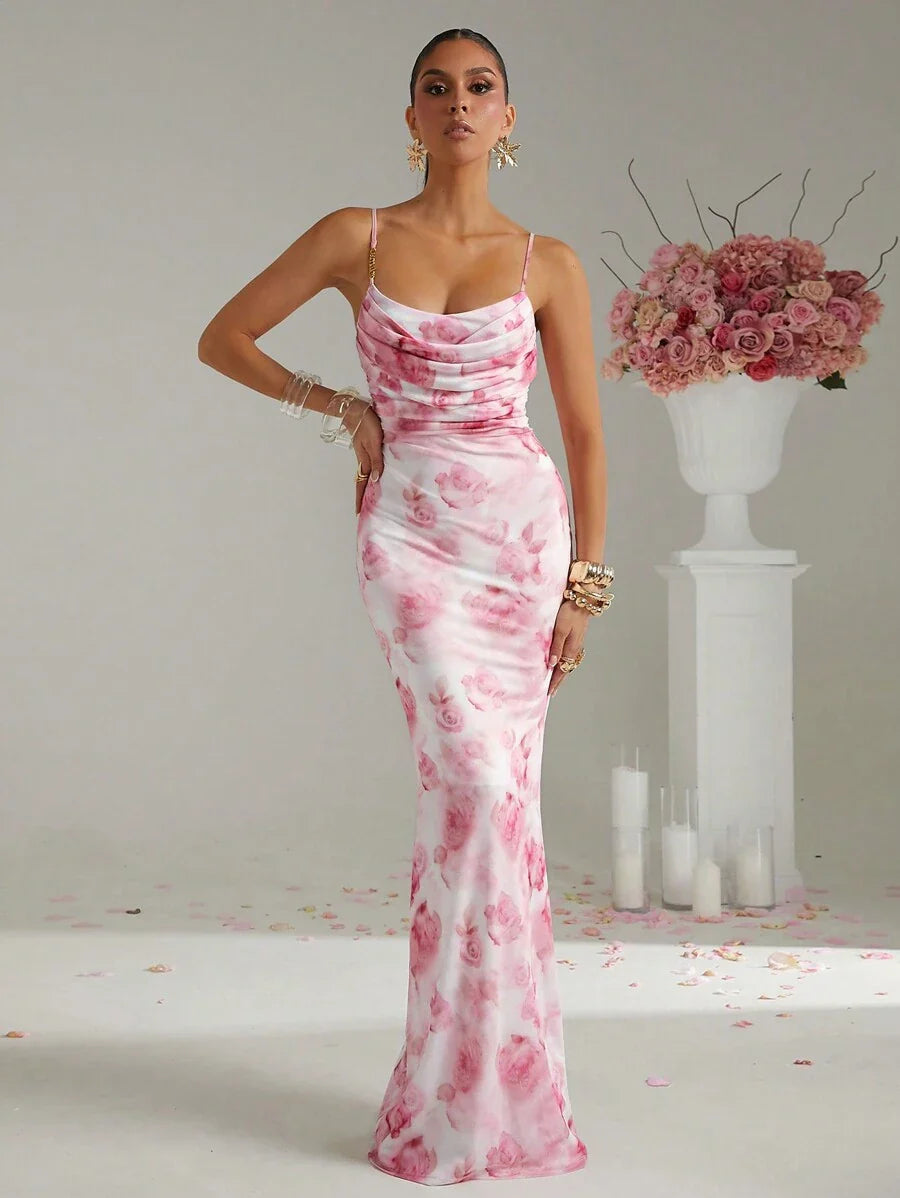 Aurelie | Robe Maxi Ajustée à Touches de Luxe