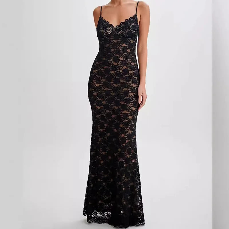 Noa | Robe Évidée en Dentelle Noire