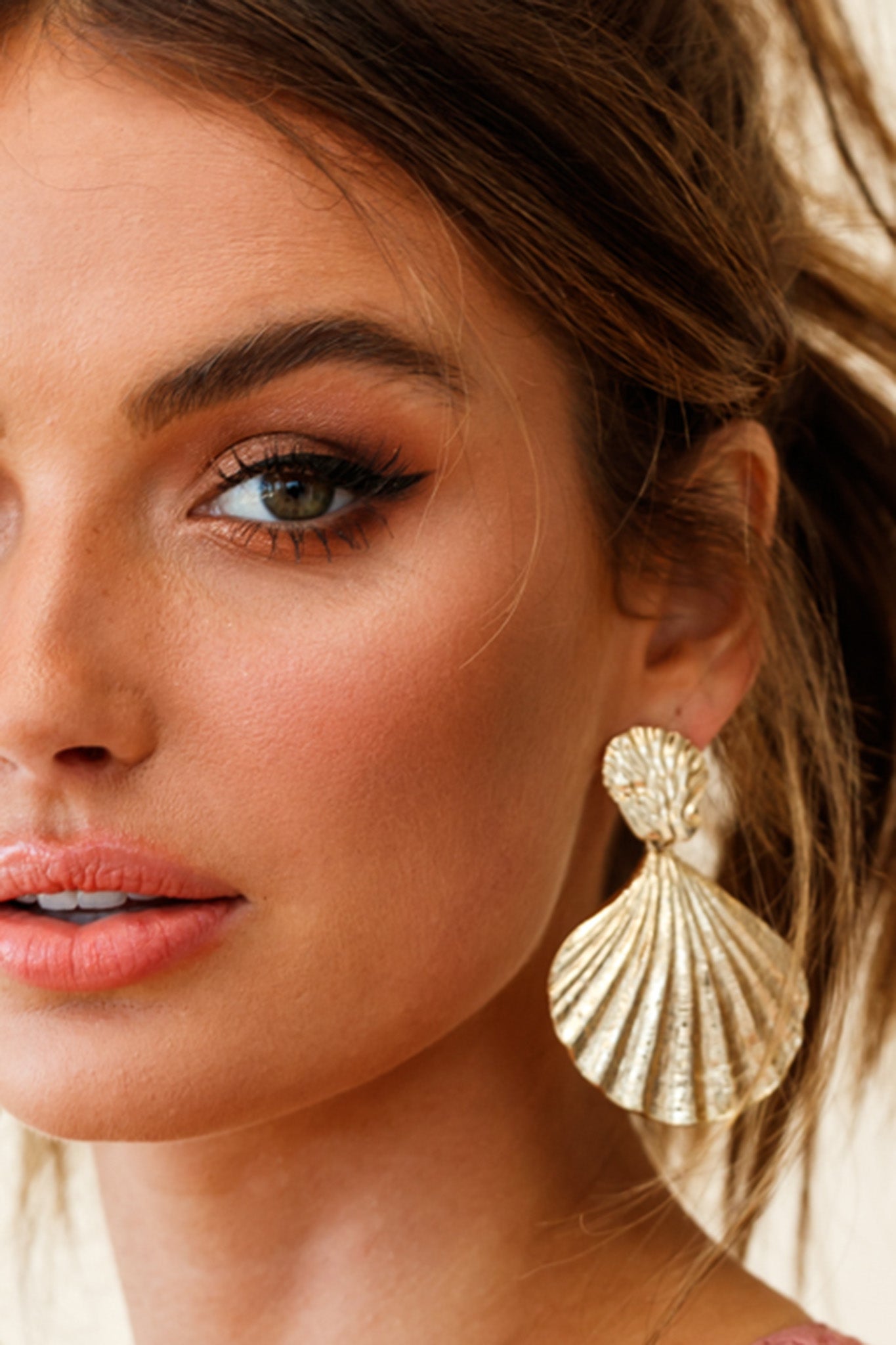 Boucles d'oreilles Calliope en or