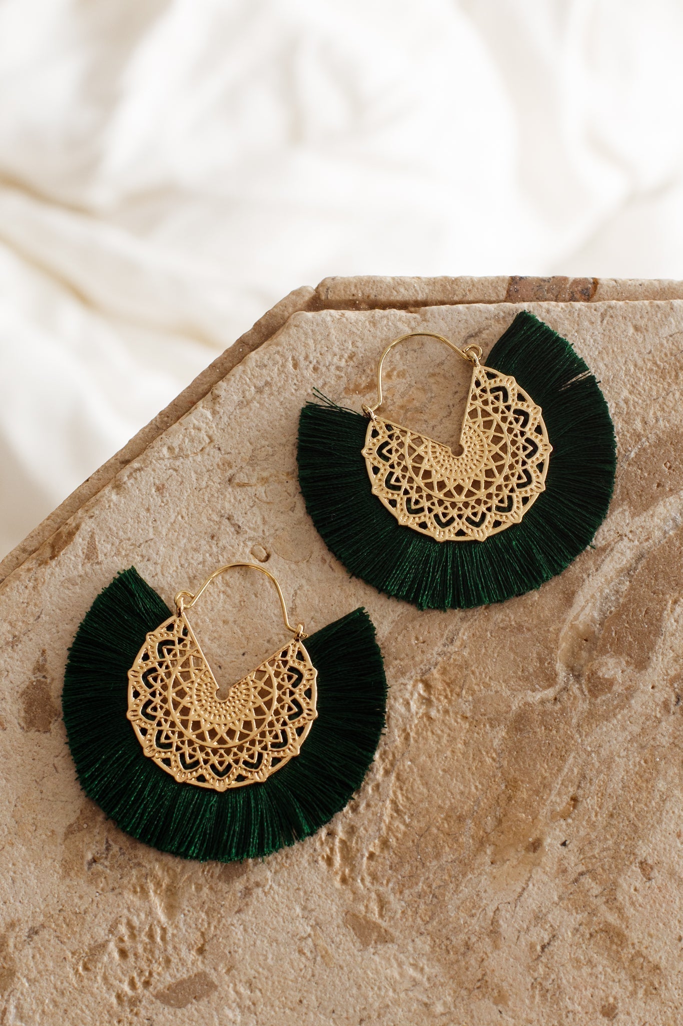 Boucles d'oreilles à franges en filigrane doré Bali Forêt