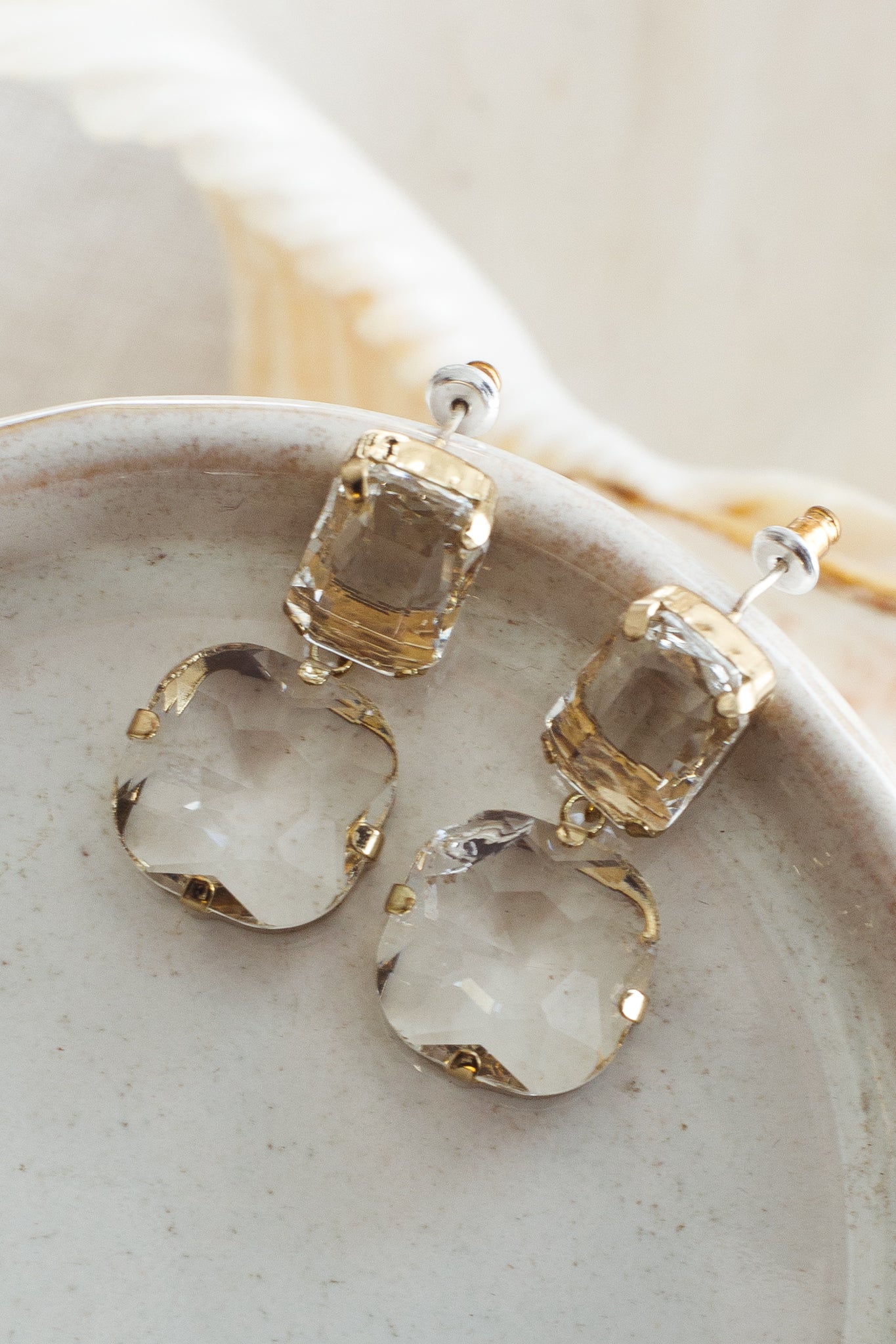 Boucles d'oreilles à goutte en cristal Georgia Transparent