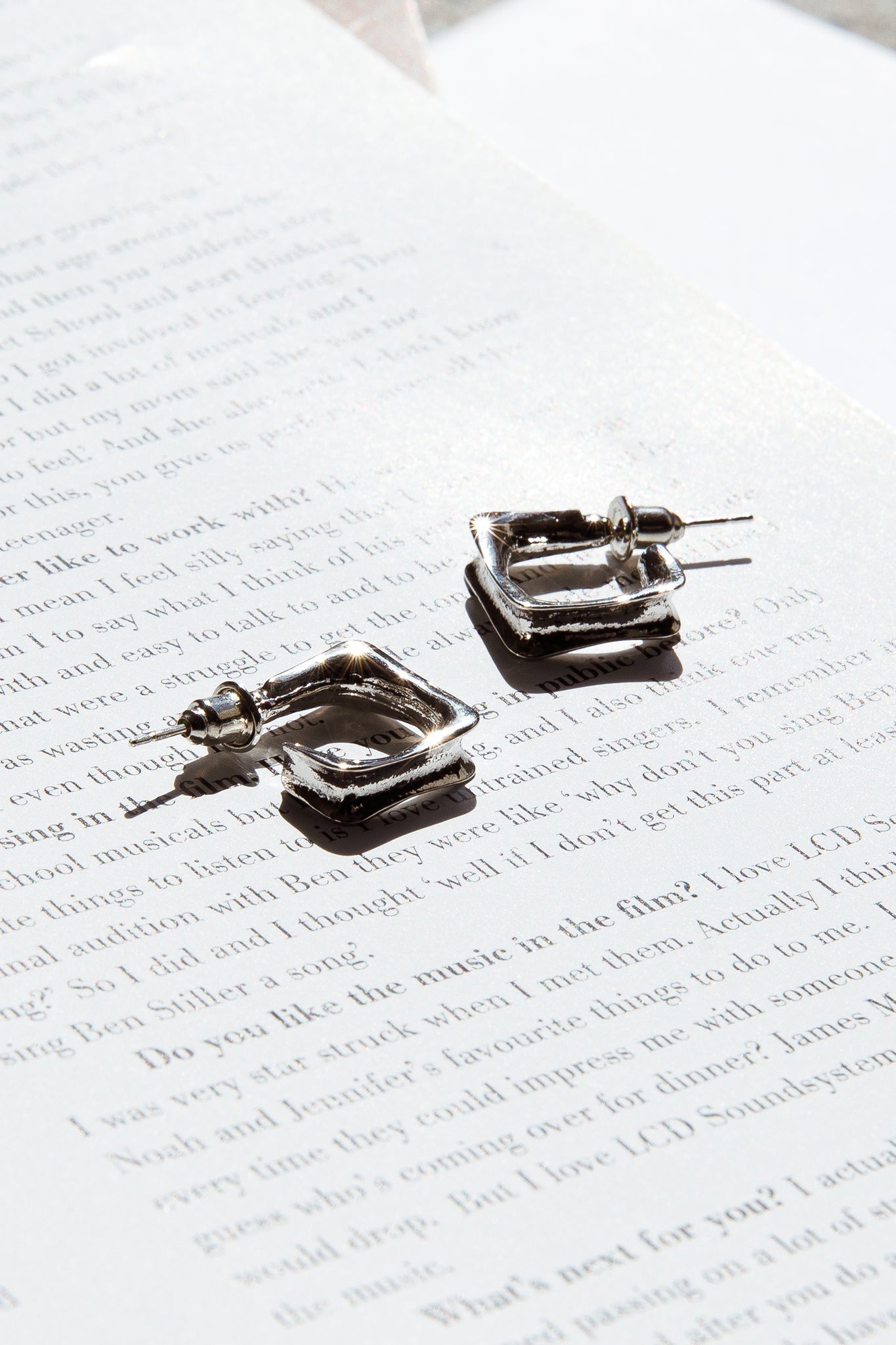 Boucles d'oreilles créoles carrées petites Maddox Argent