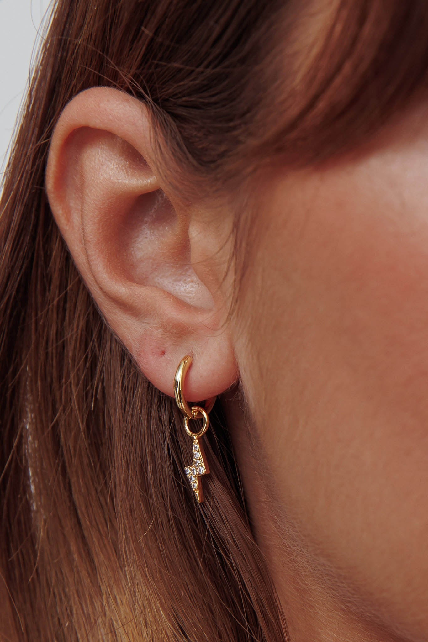 Boucles d'oreilles en zircon céleste doré