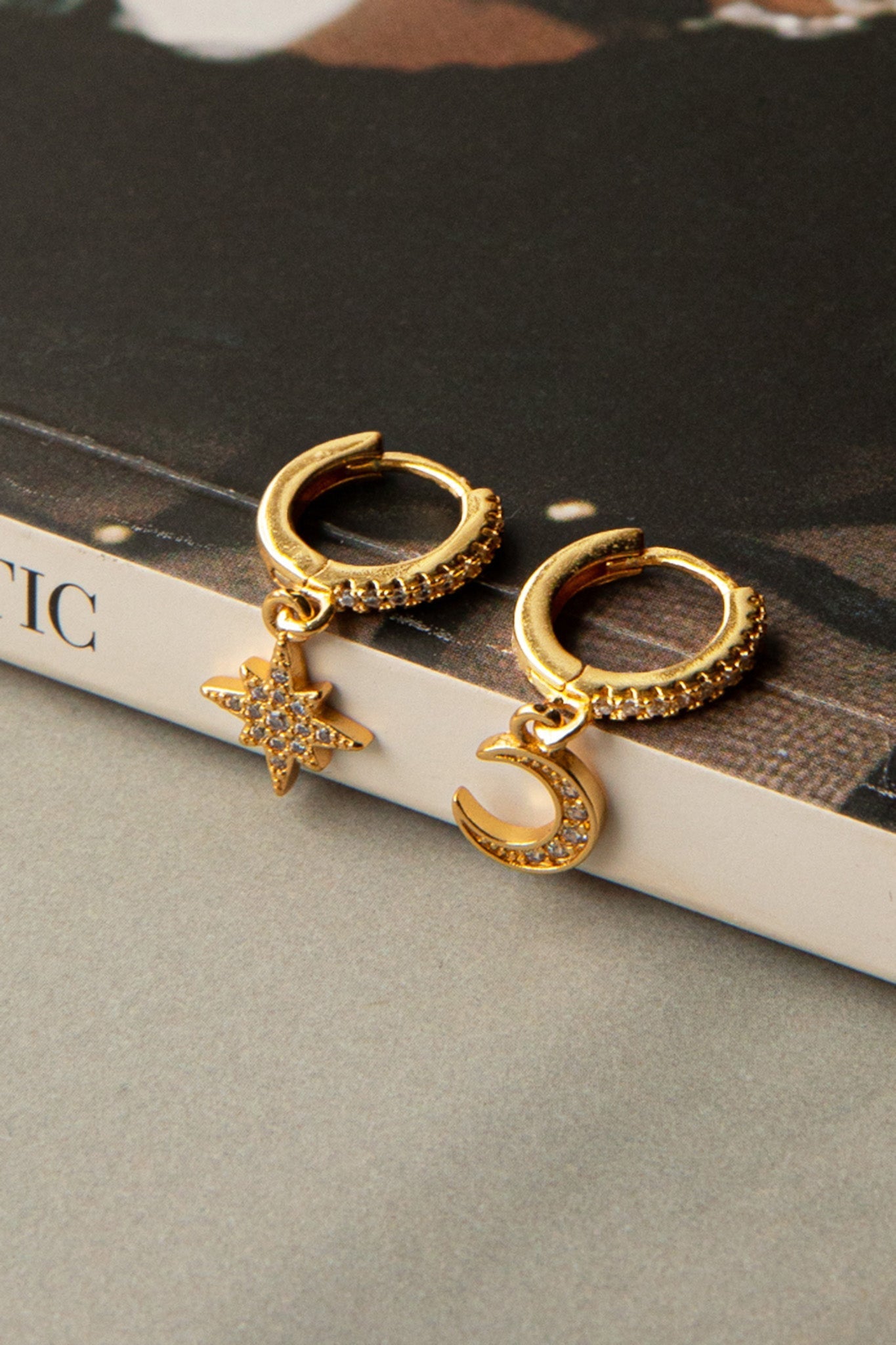 Boucles d'oreilles créoles Diamante Midnight Or