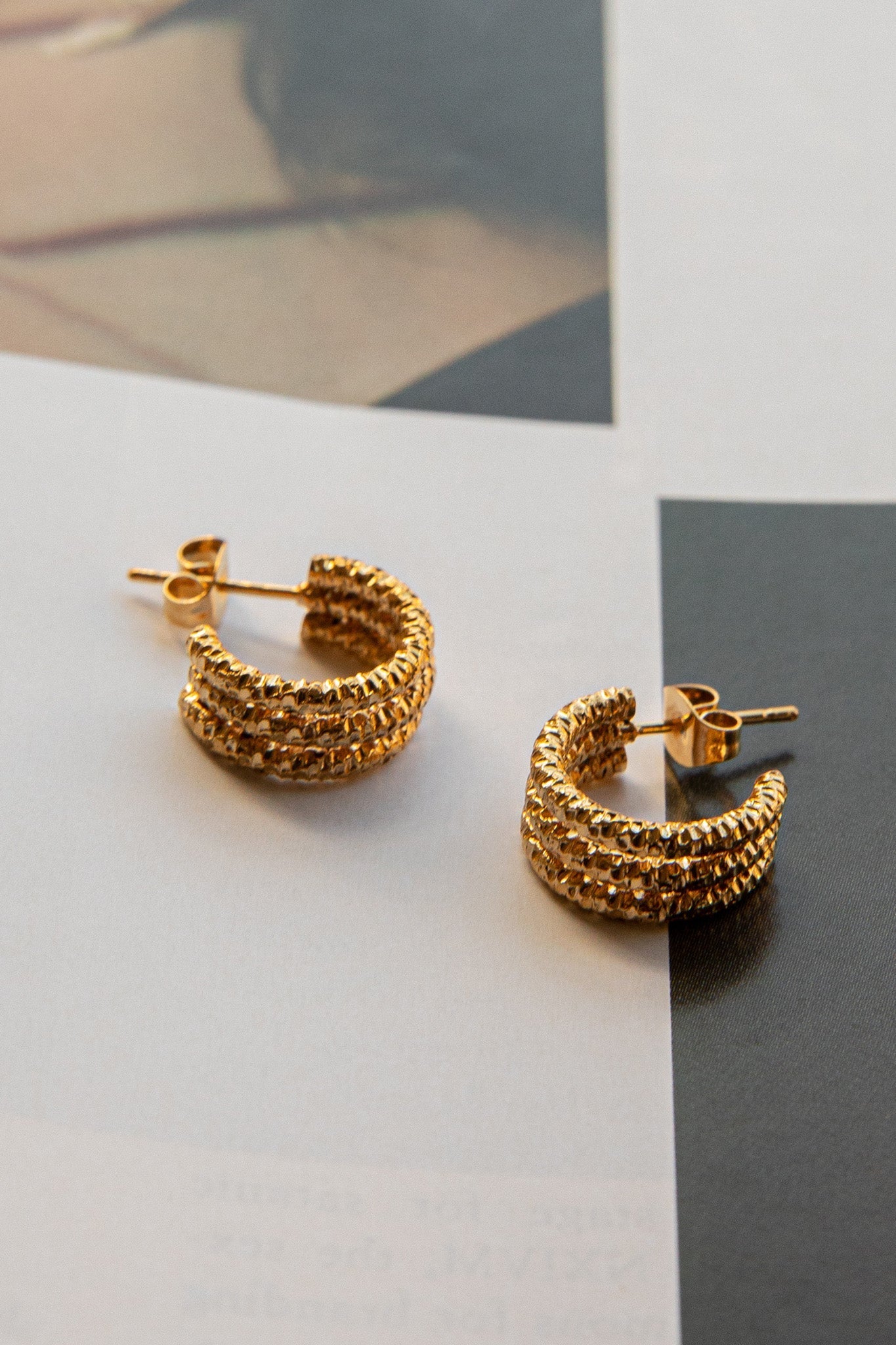 Boucles d'oreilles créoles Goldilocks en or