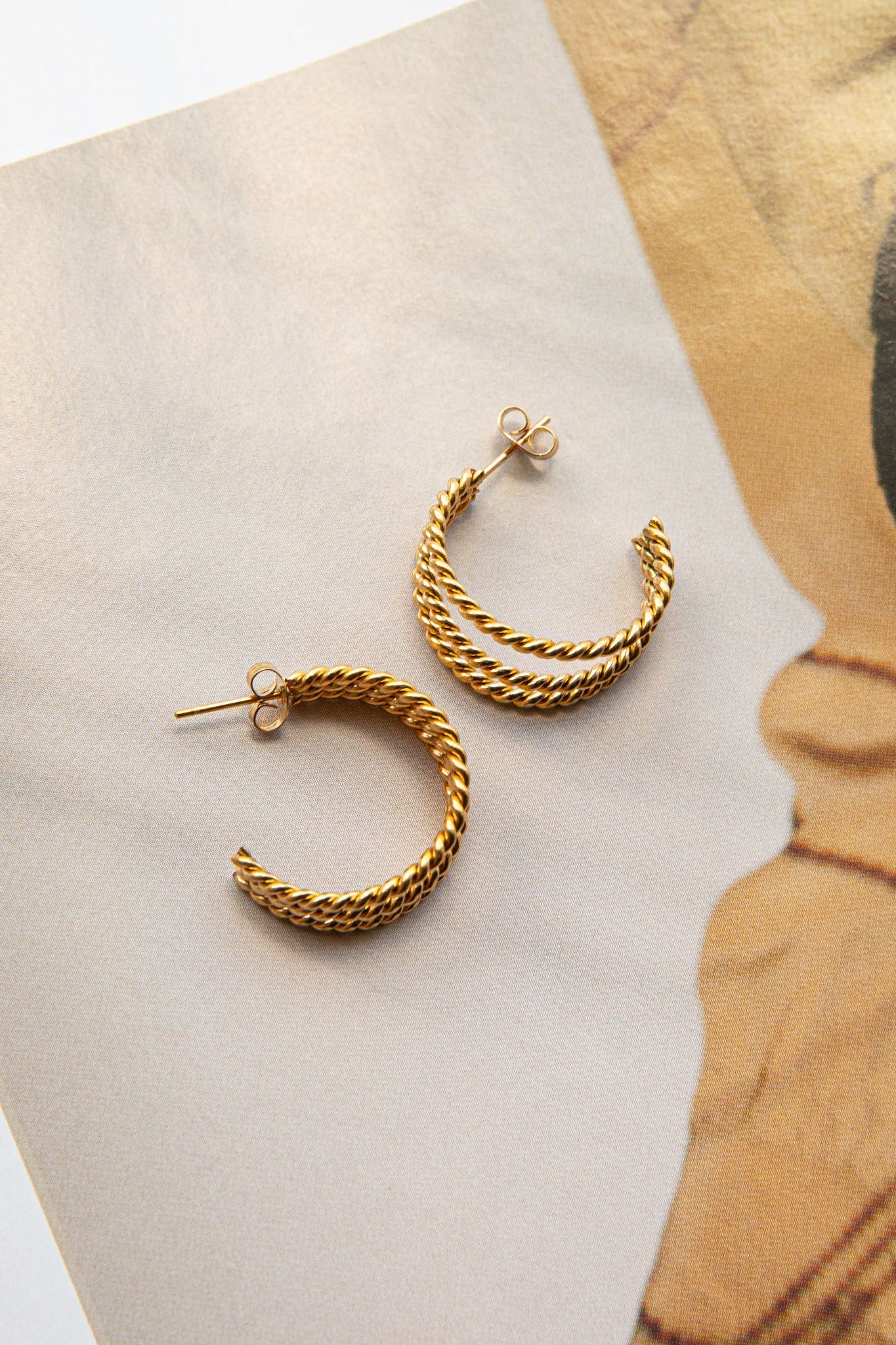 Boucles d'oreilles créoles ouvertes triples San Francisco en or