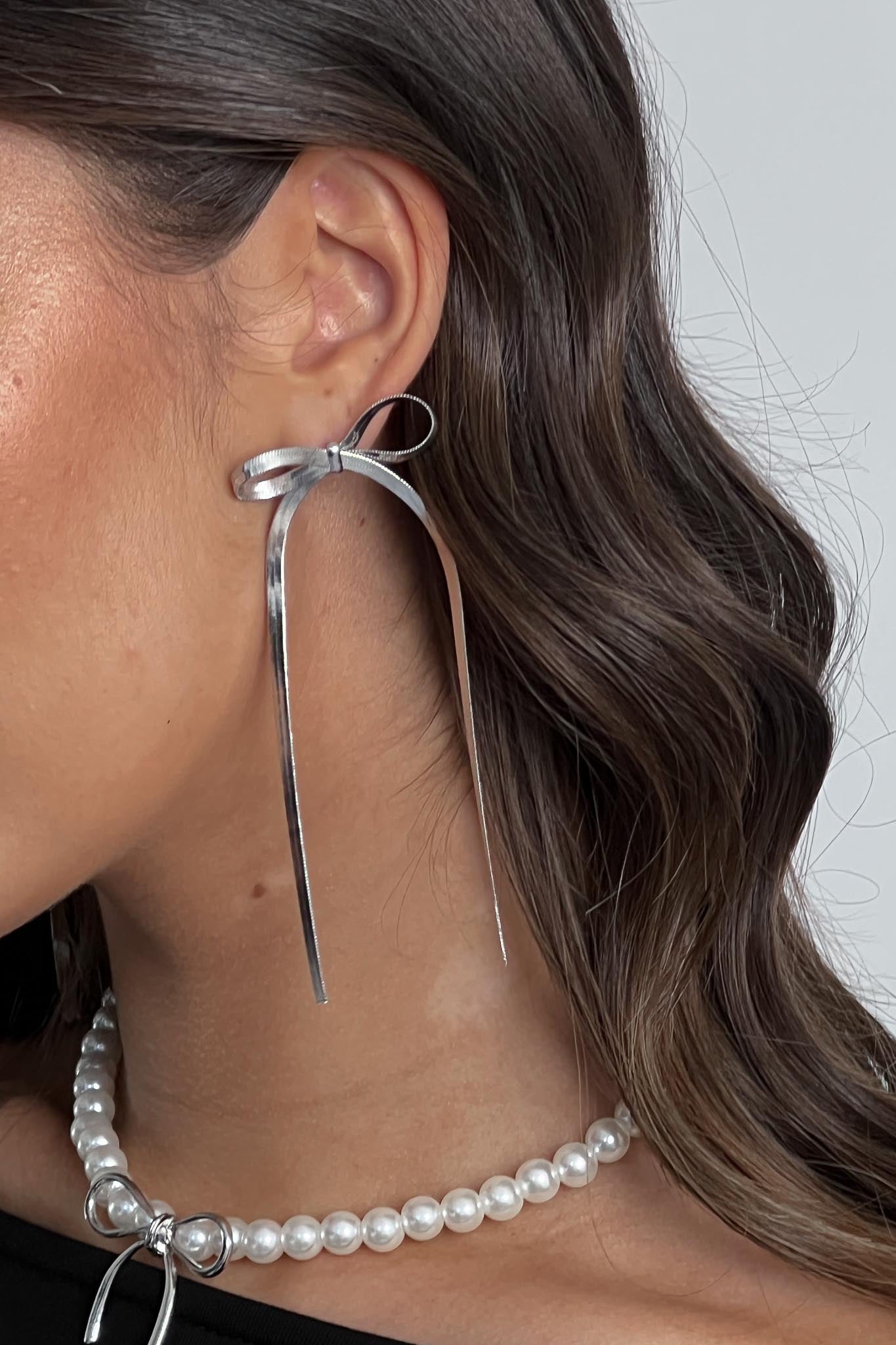 Boucles d'oreilles en argent avec nœud en chevron Macy