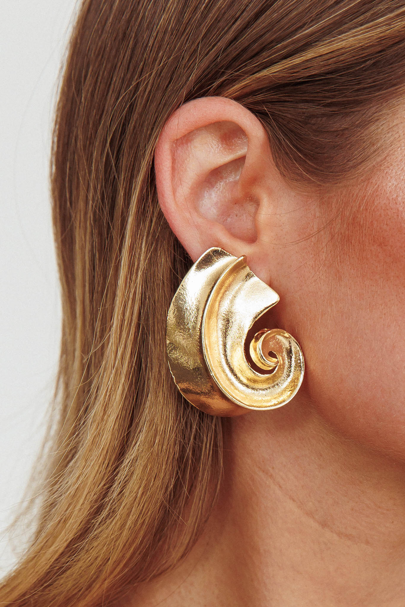 Boucles d'oreilles en coquillage spiral Calypso Or