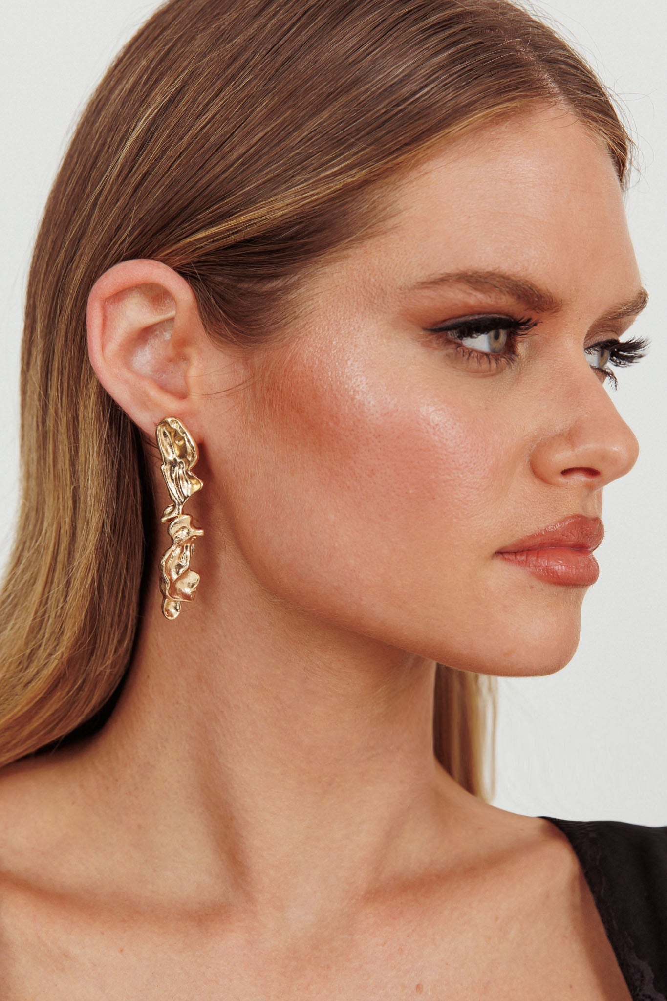 Boucles d'oreilles pendantes Bella en or