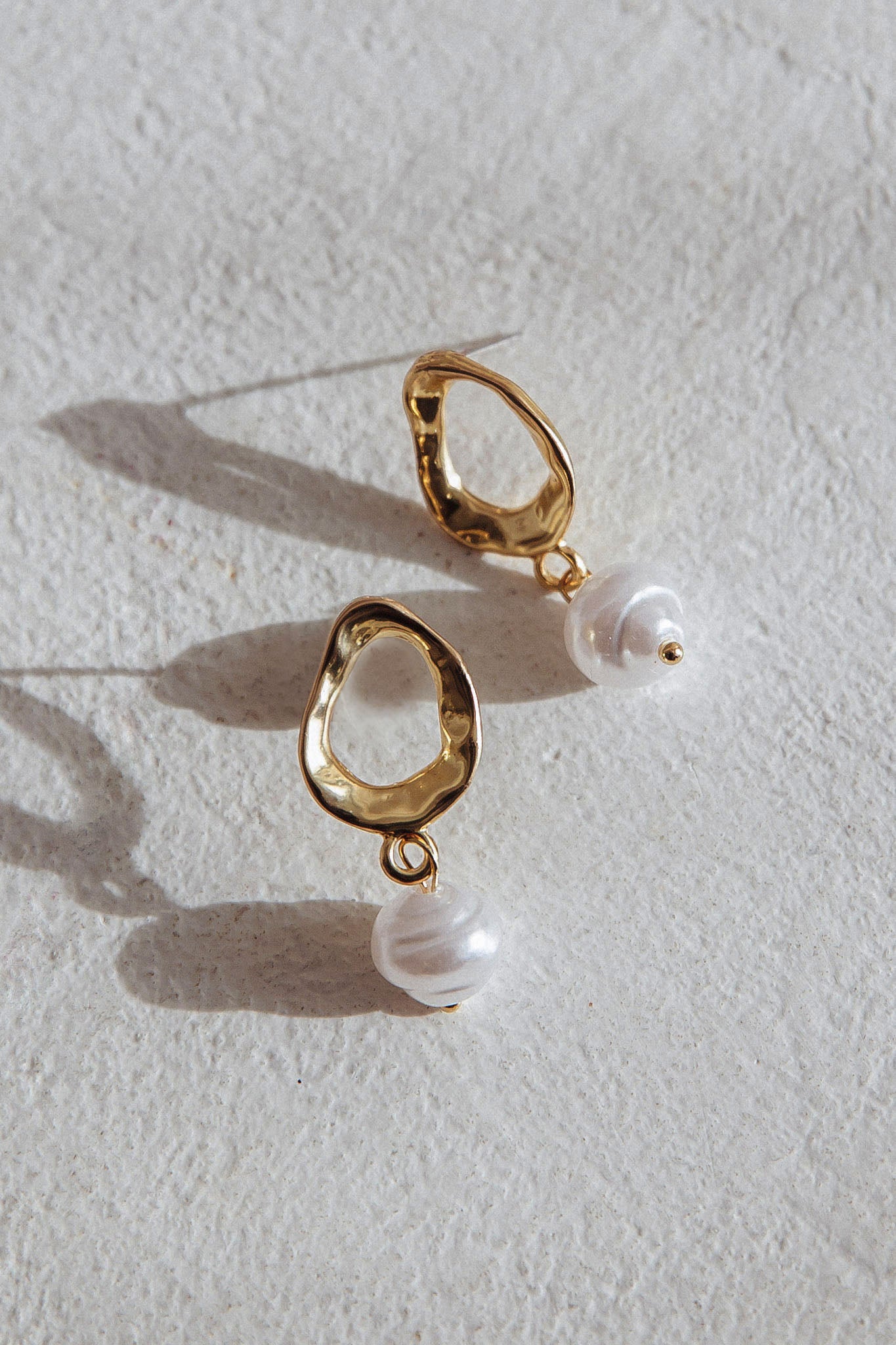 Boucles d'oreilles en perles goutte d'or