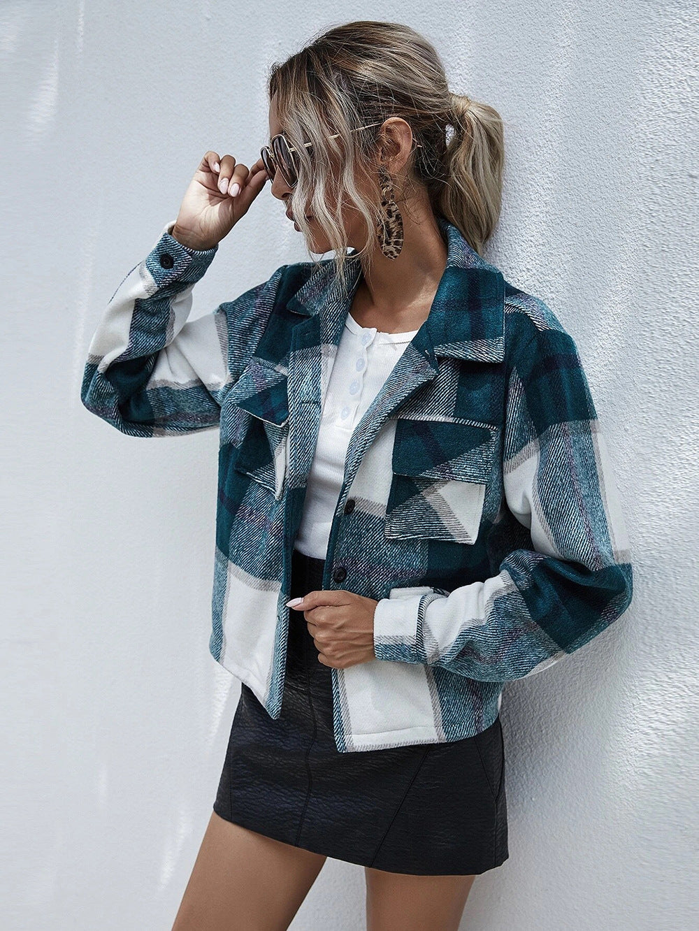 Gina™ | Veste Élégante à Revers à Carreaux