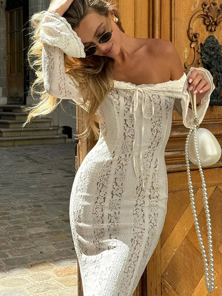 Belle | Robe Longue Élégante en Dentelle