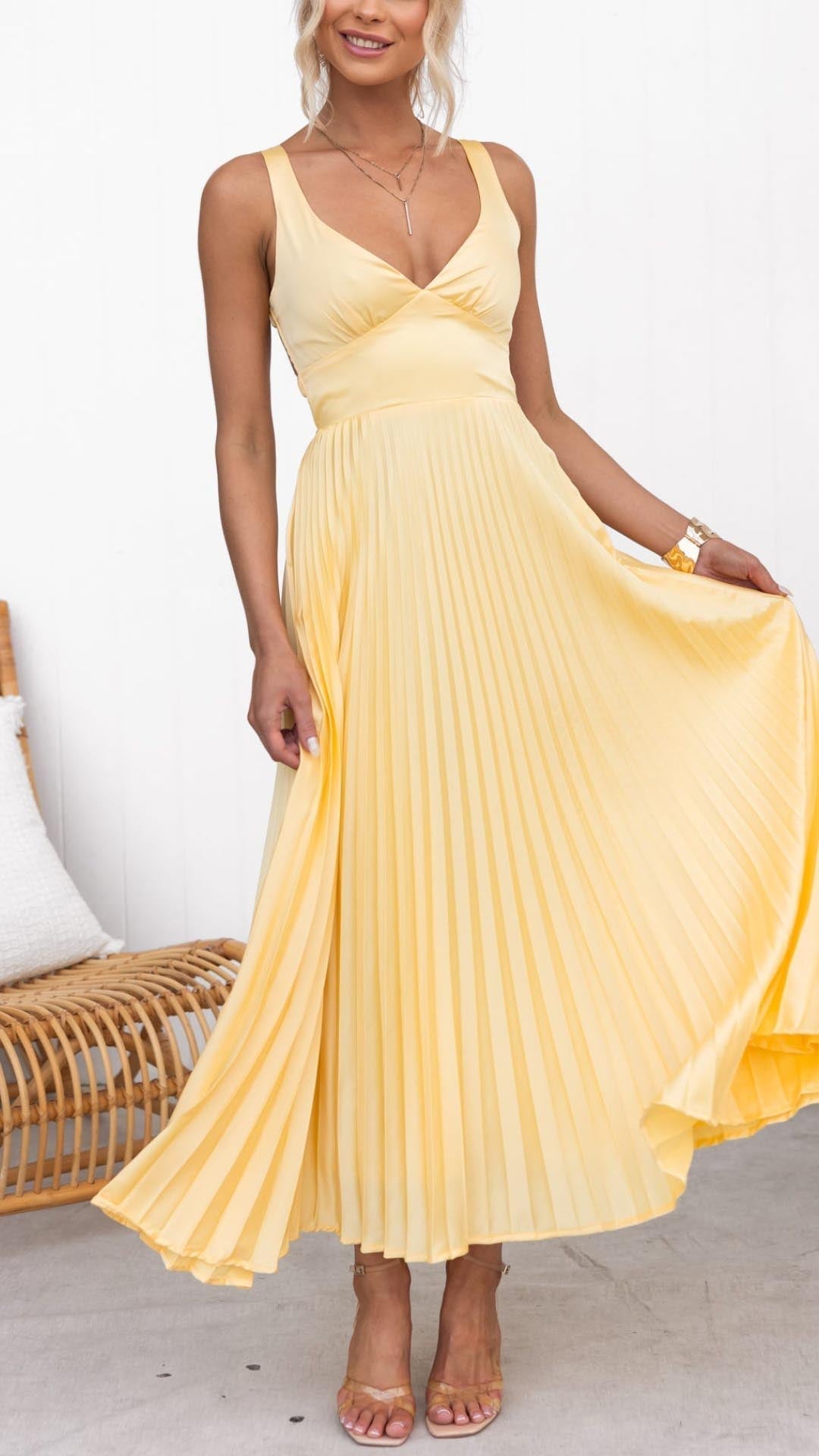 Aby - Gelbes Plissiertes V-Ausschnitt Maxikleid