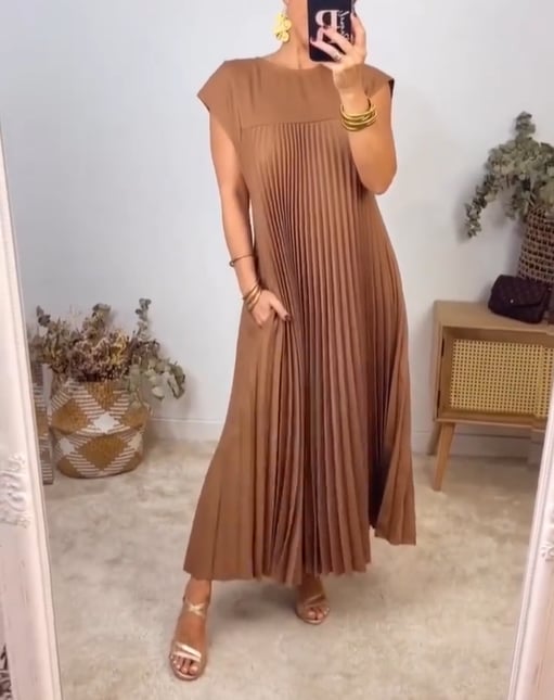 Auriane | Robe Plissée Unie